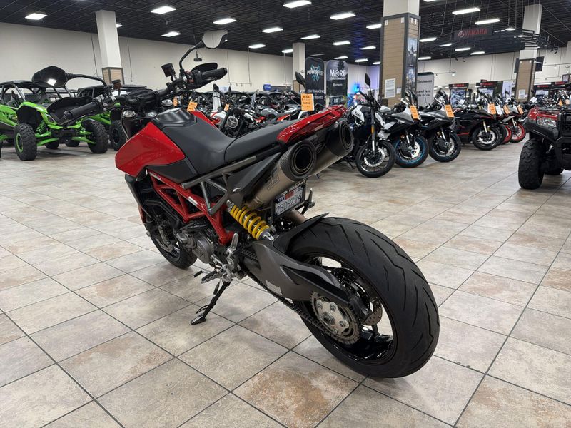 Used 2020 Ducati HYPERMOTARD 950 Image 15