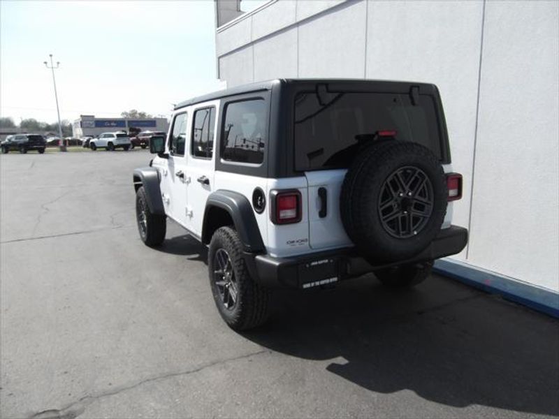 2025 Jeep Wrangler Unlimited Sport S photo 3