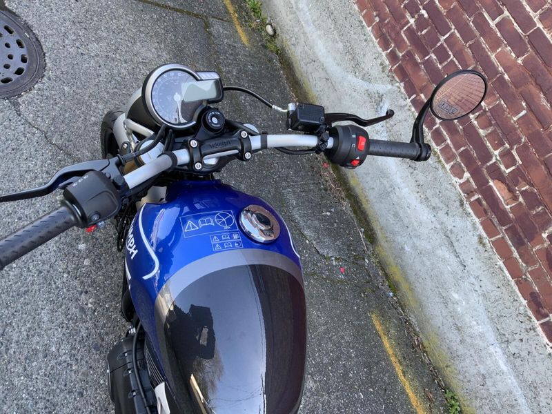 2025 Triumph SPEED 400
