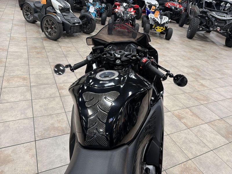 Used 2023 Suzuki Hayabusa Image 25