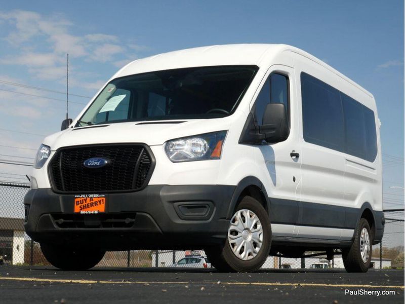 2022 Ford Transit Wagon XLImage 34