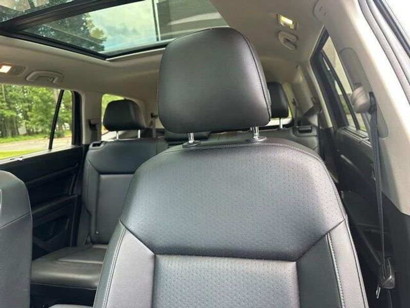 2019 Volkswagen Atlas 2.0T SE w/Technology