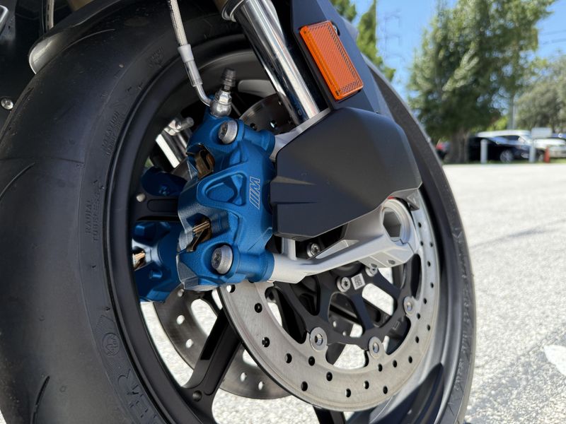 New 2025 BMW S 1000 RR 
