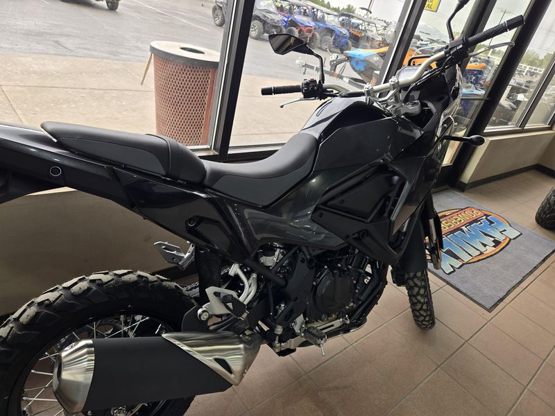 NEW 2026 KAWASAKI KLE 500 ABS Image 4