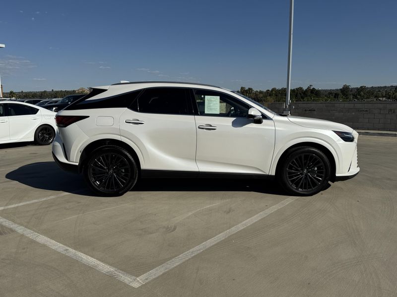 Used 2026 Lexus RX 450h+ PremiumImage 11