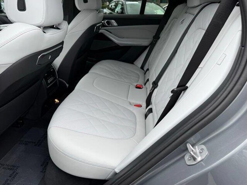 Used 2026 BMW X5 sDrive40iImage 32