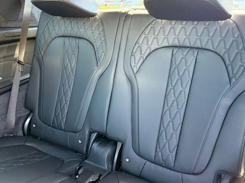 New 2026 BMW X7 xDrive40iImage 29