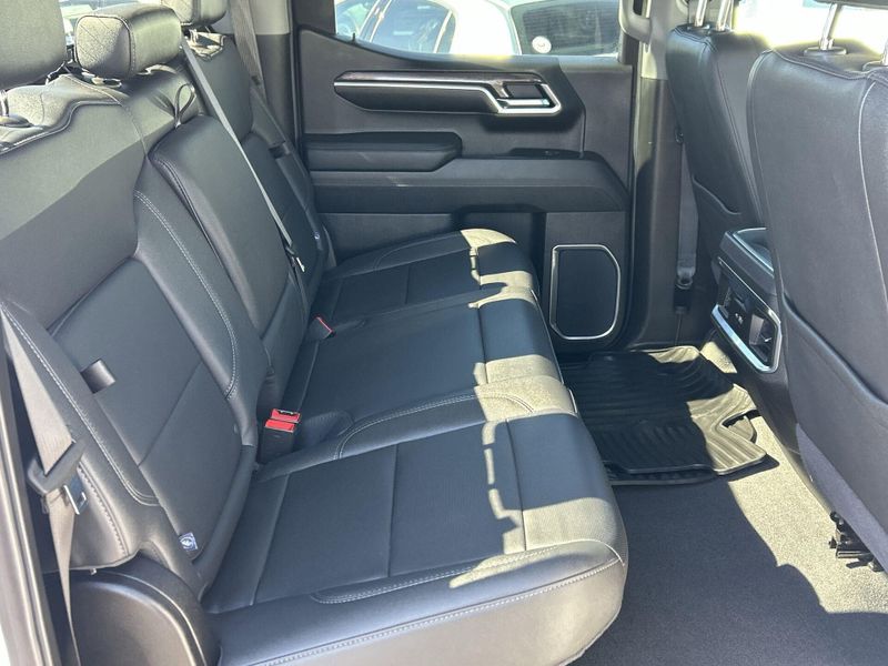 Used 2025 Chevrolet Silverado 1500 LTZImage 28