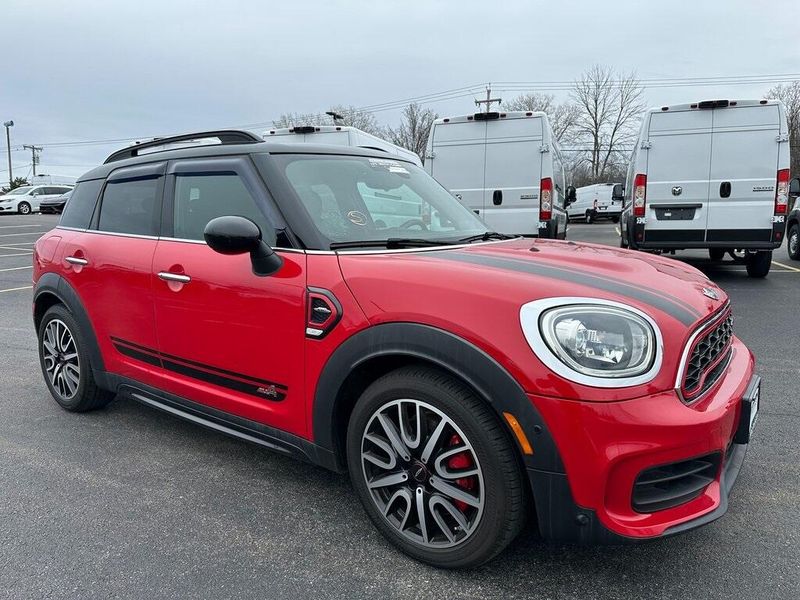 2018 MINI Countryman BaseImage 1