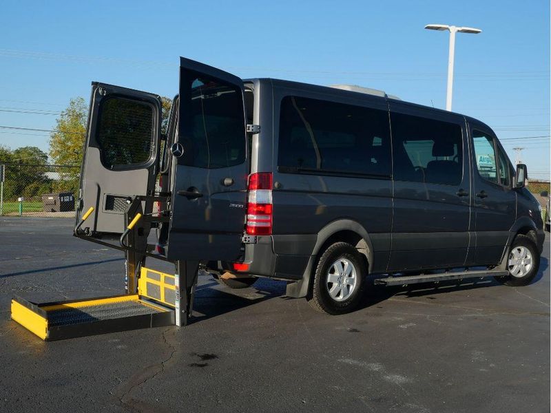 2017 Mercedes-Benz Sprinter 2500 Standard Roof V6Image 19