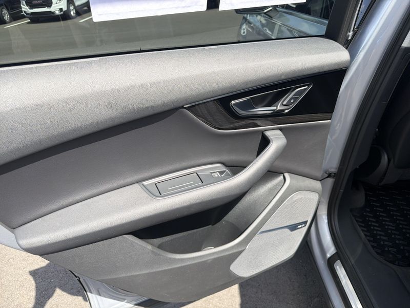 Used 2017 Audi Q7 Premium PlusImage 32