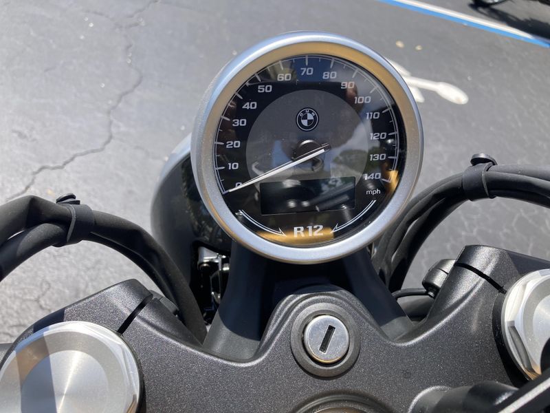 2024 BMW R 12