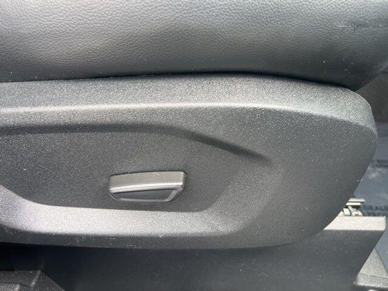 2024 Ford Edge SELImage 25