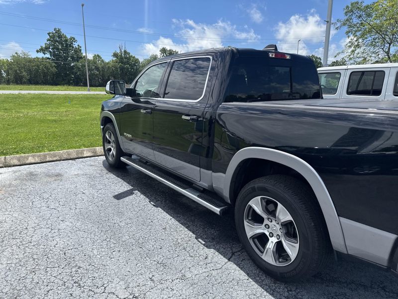 2019 RAM 1500 LaramieImage 12