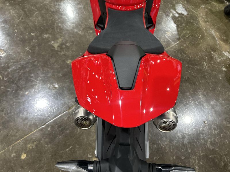New 2026 Ducati PANIGALE V2 S 896 Image 14