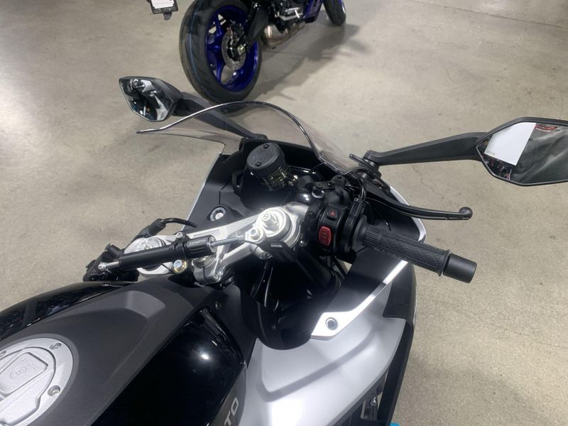 New 2025 CFMOTO 675SS Image 16
