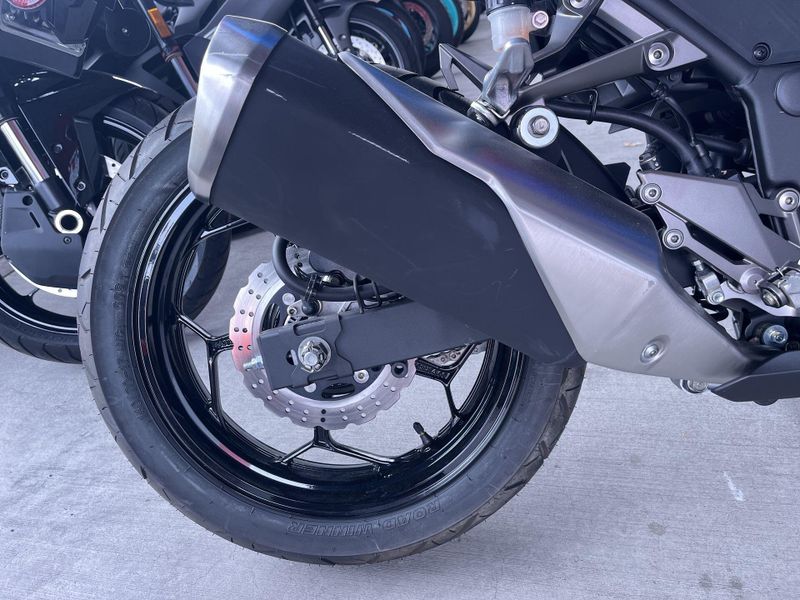 Used 2017 Kawasaki Ninja 300 ABS Image 16