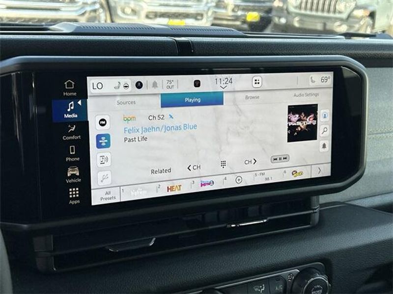 New 2025 Jeep Wrangler 4-door WillysImage 21