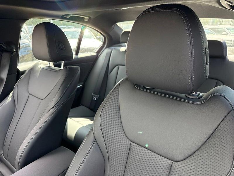 New 2026 BMW 3 Series 330iImage 19