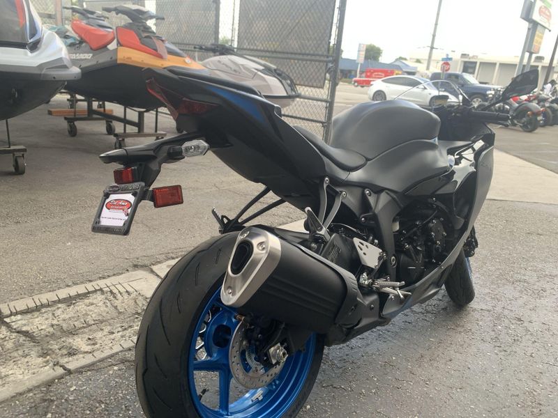 New 2026 Kawasaki NINJA ZX-6R Image 15