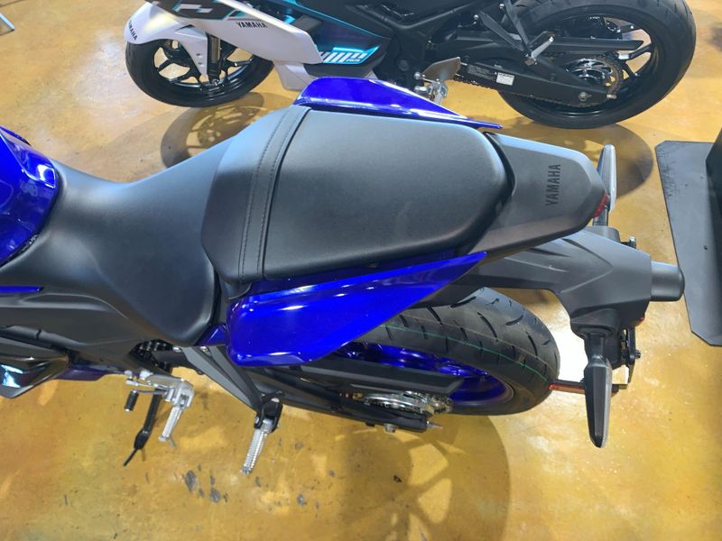 New 2025 Yamaha YZF-R3 ABS Image 13