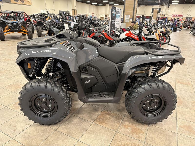 New 2026 Can-Am OUTLANDER DPS 500 Image 14