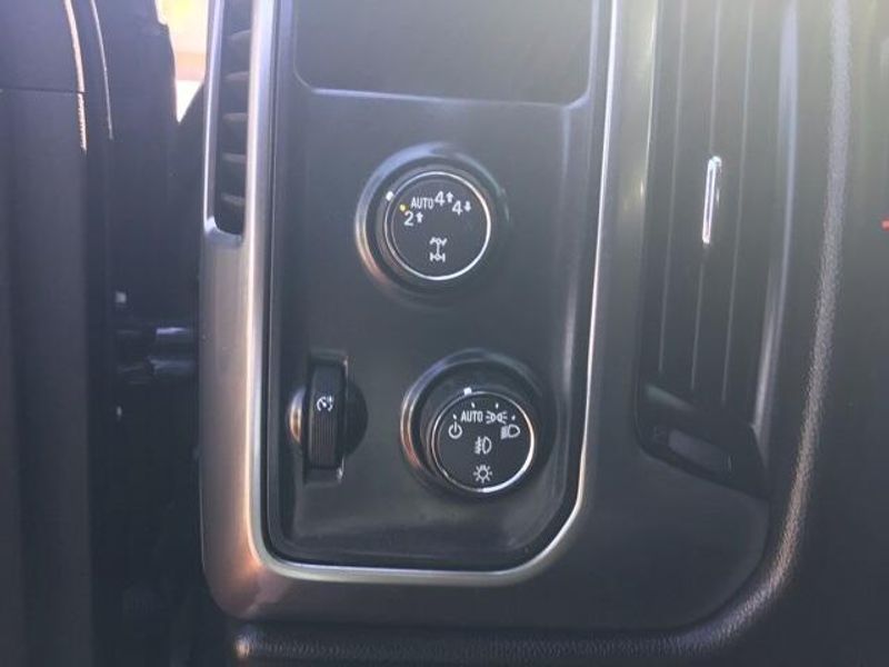 Used 2017 Chevrolet Silverado 1500 LTImage 10