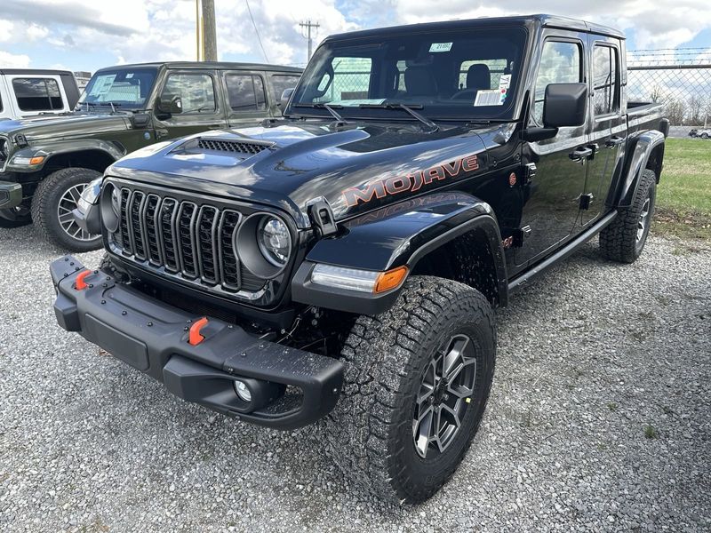 2024 Jeep Gladiator Mojave X 4x4Image 1