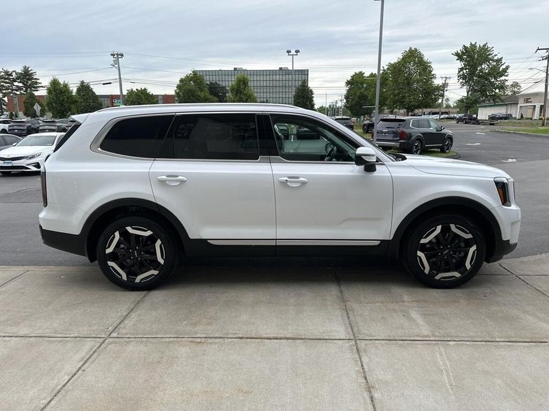 2025 Kia Telluride EXImage 4