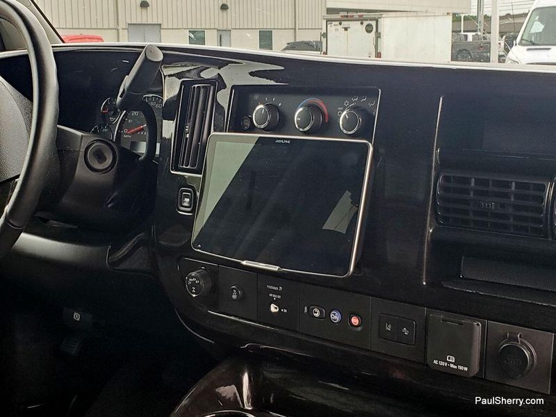 Used 2024 Chevrolet Express Cargo Image 28