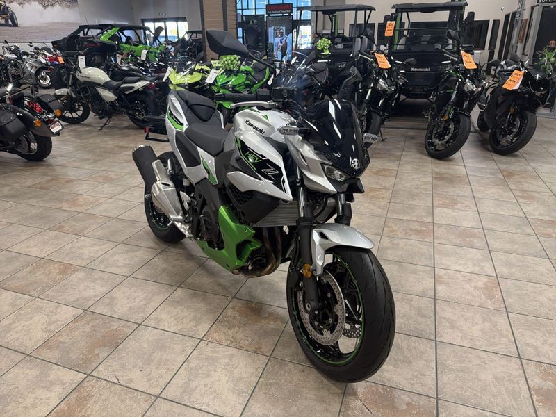 New 2024 Kawasaki Z7 HYBRID ABS Image 11