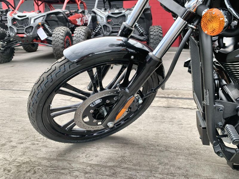 New 2026 Kawasaki VULCAN 900 CUSTOM Image 11