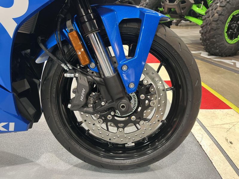 New 2026 Suzuki GSX-8R Image 18