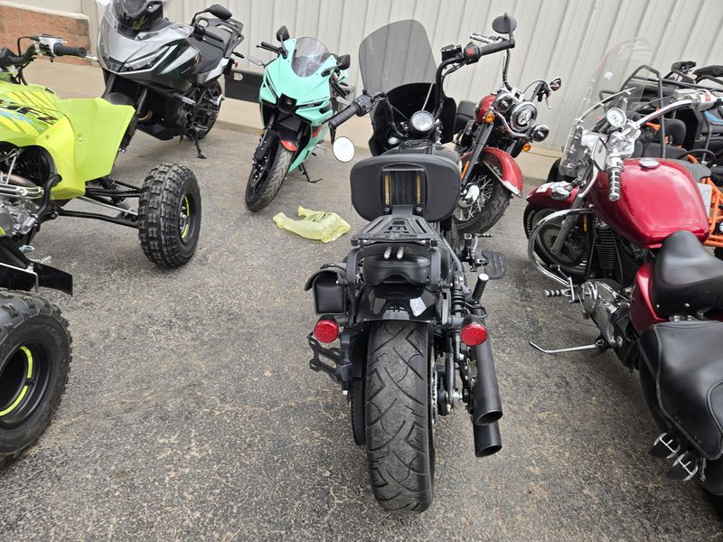 USED 2021 INDIAN MOTORCYCLE SCOUT BOBBER SIXTY ABS Image 6