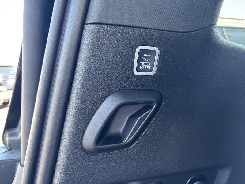 2026 Jeep Grand Wagoneer Limited Reserve 4x4Image 11