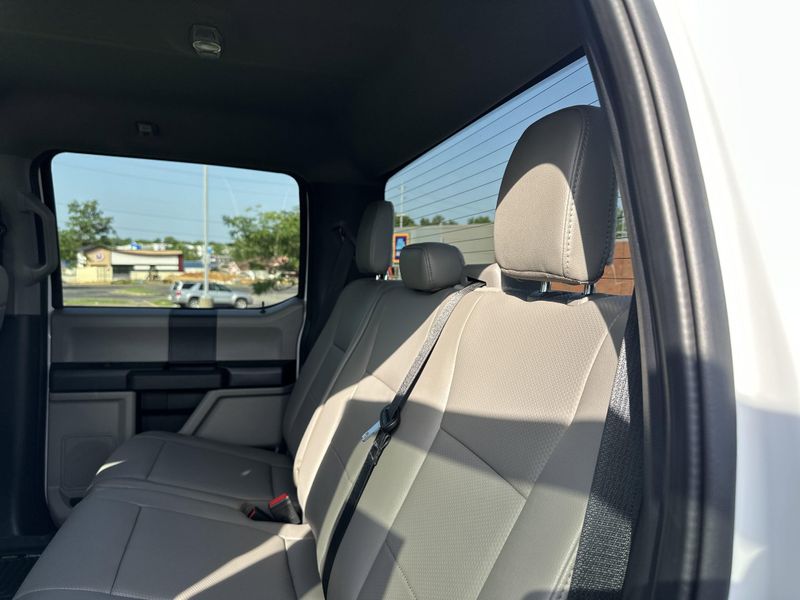 2022 Ford F-250 XLImage 16