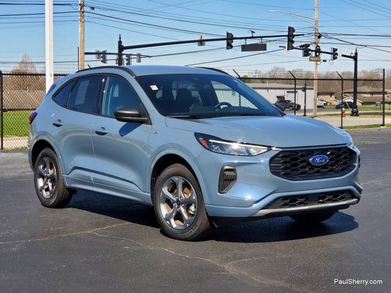 Used 2024 Ford Escape ST-Line