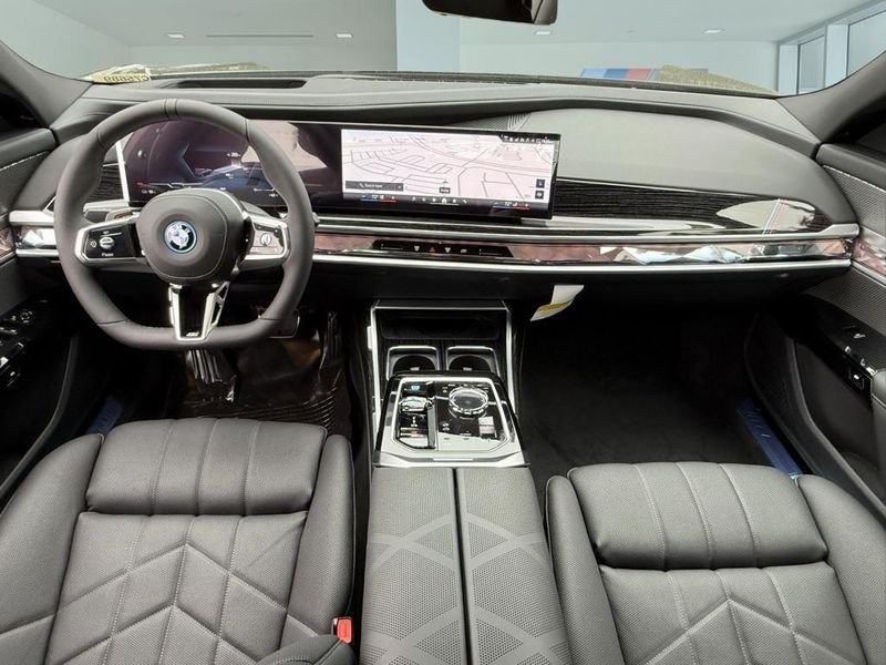 2025 BMW i7 eDrive50Image 26