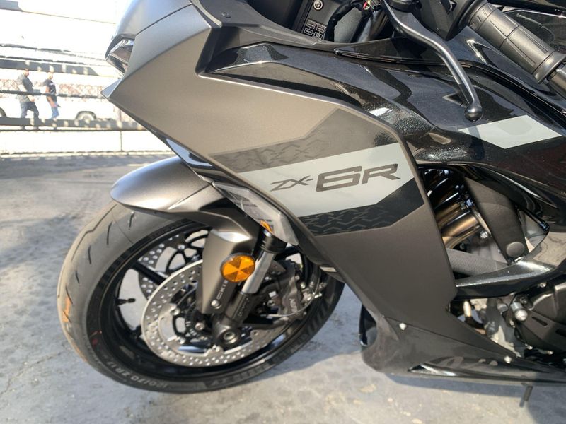 New 2026 Kawasaki NINJA ZX-6R ABS Image 16