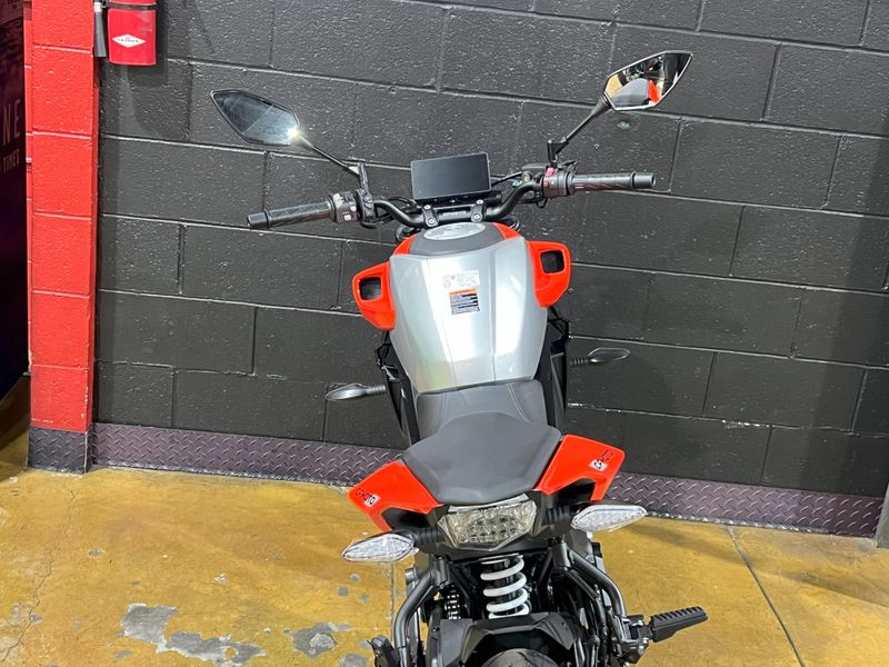 2025 CFMOTO 300NK Image 14