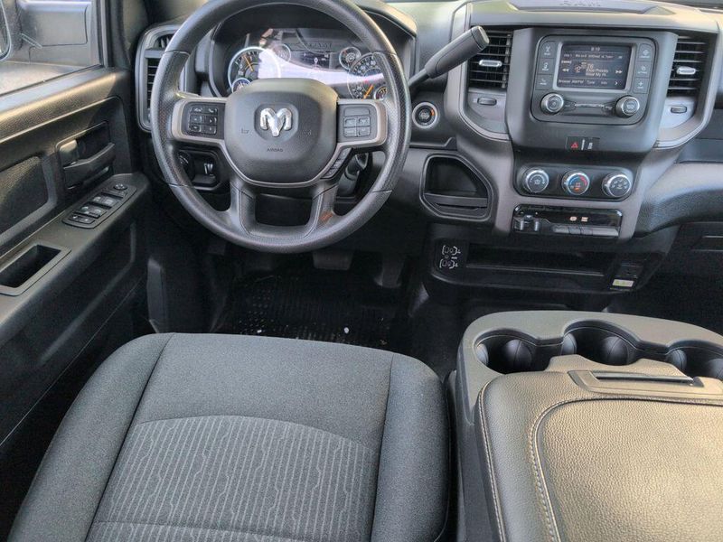 2022 RAM 2500 TradesmanImage 35