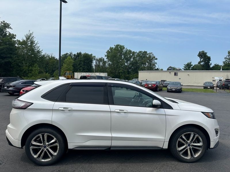 2016 Ford Edge SportImage 12