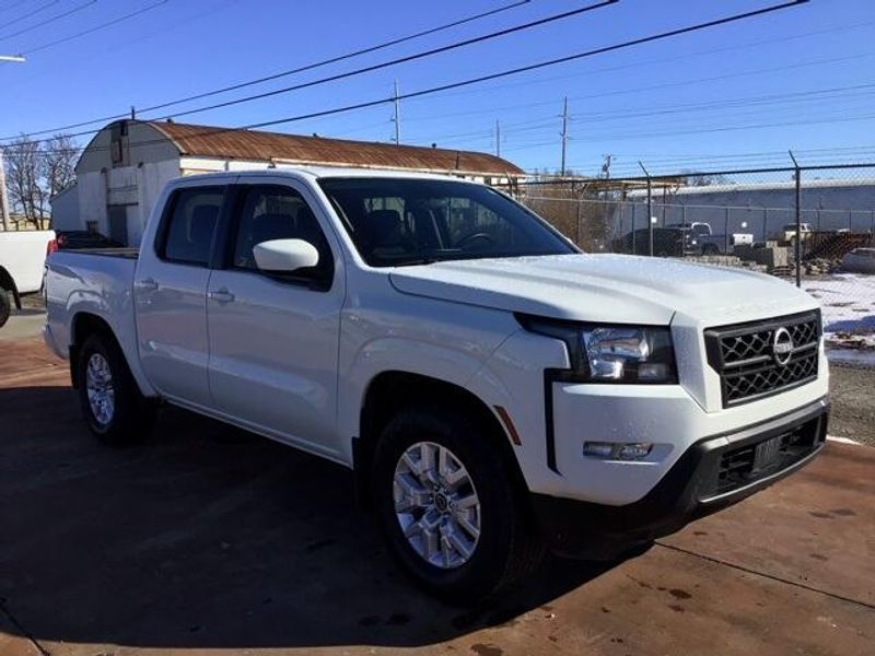 2022 Nissan Frontier SVImage 7