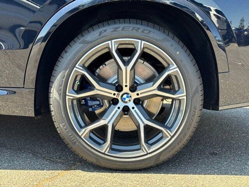 New 2026 BMW X5 xDrive50eImage 14