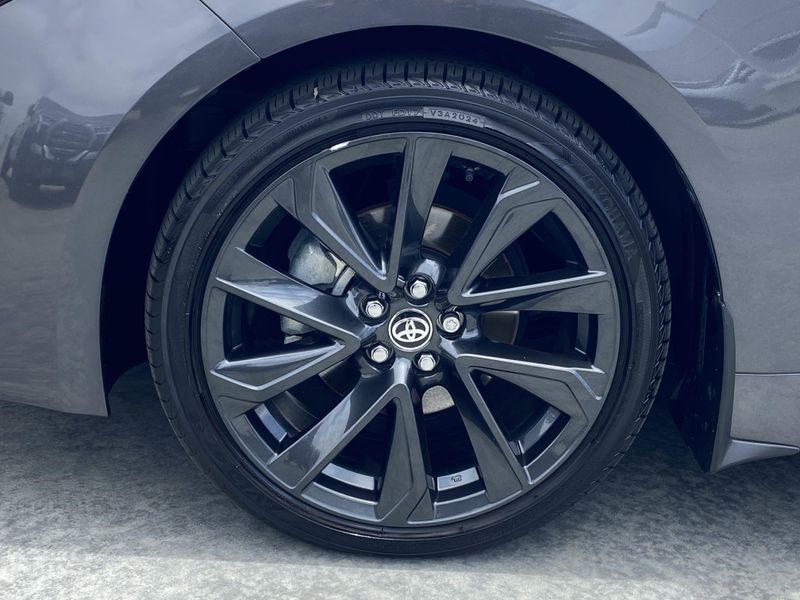 Used 2025 Toyota Corolla Hatchback XSEImage 8