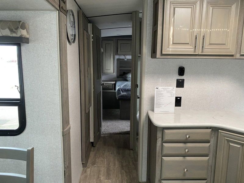 New 2025 ARCTIC FOX 32A Image 17