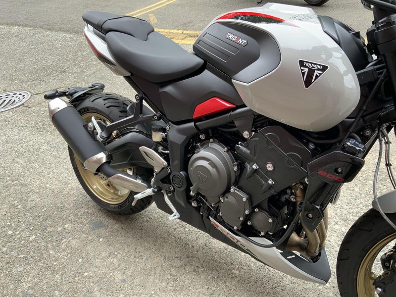 2026 Triumph TRIDENT 800
