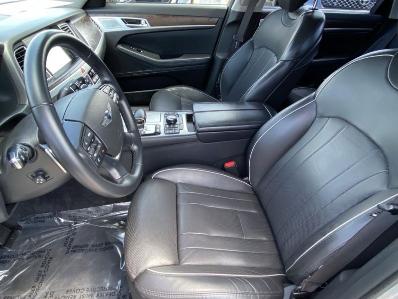 Used 2018 Genesis G80 3.8Image 15