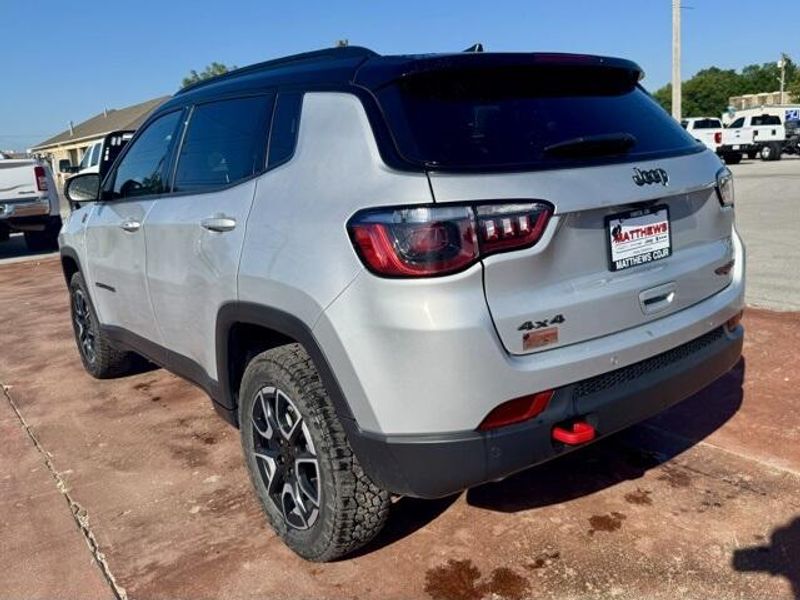 Used 2024 Jeep Compass TrailhawkImage 7