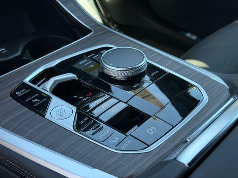 New 2026 BMW X5 xDrive40iImage 24